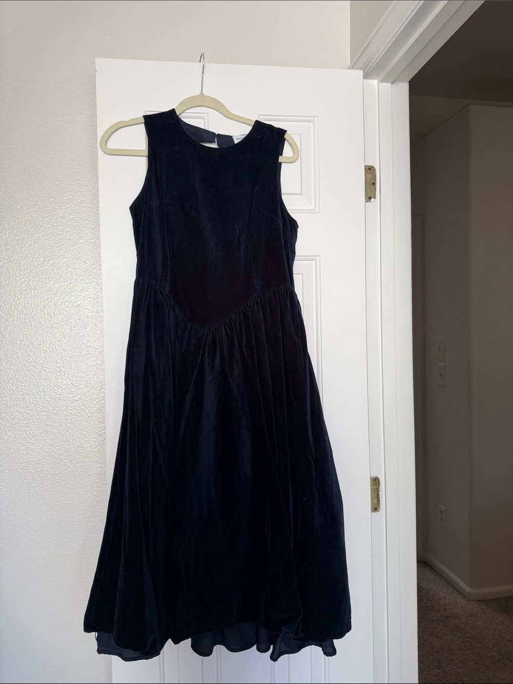 Find Me Now Blue Velvet Dress size Small